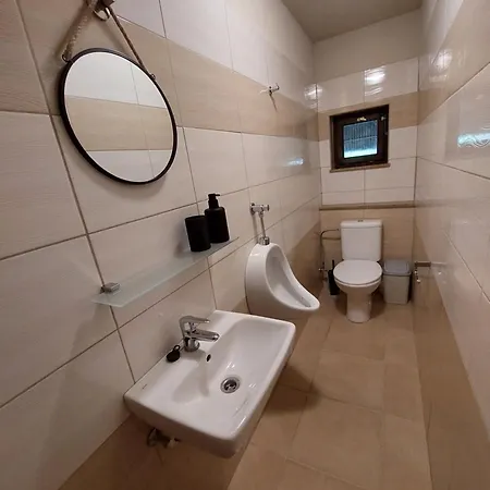 Horaren Mestrova 木屋 Kvacany