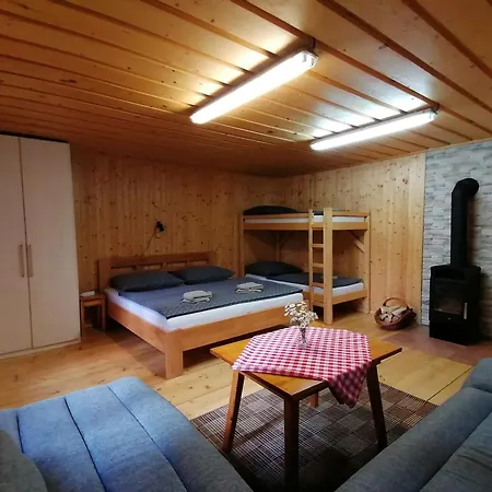 木屋 Horaren Mestrova *