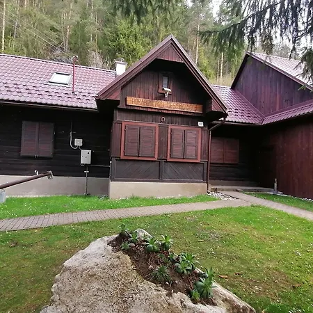 Horaren Mestrova Σαλέ *